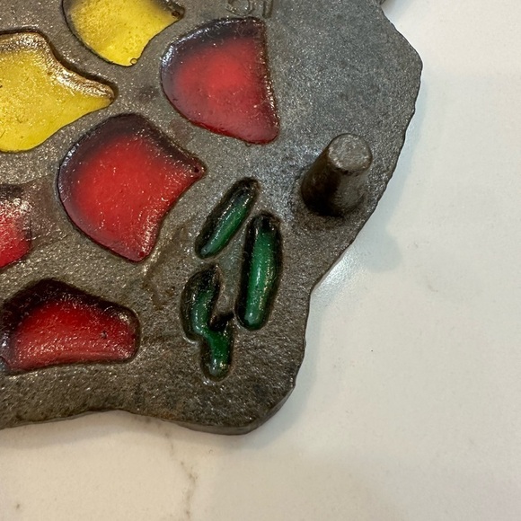 🎄Stained glass,  vintage, fish, trivet, kitchen, red, and yellow - Picture 5 of 5